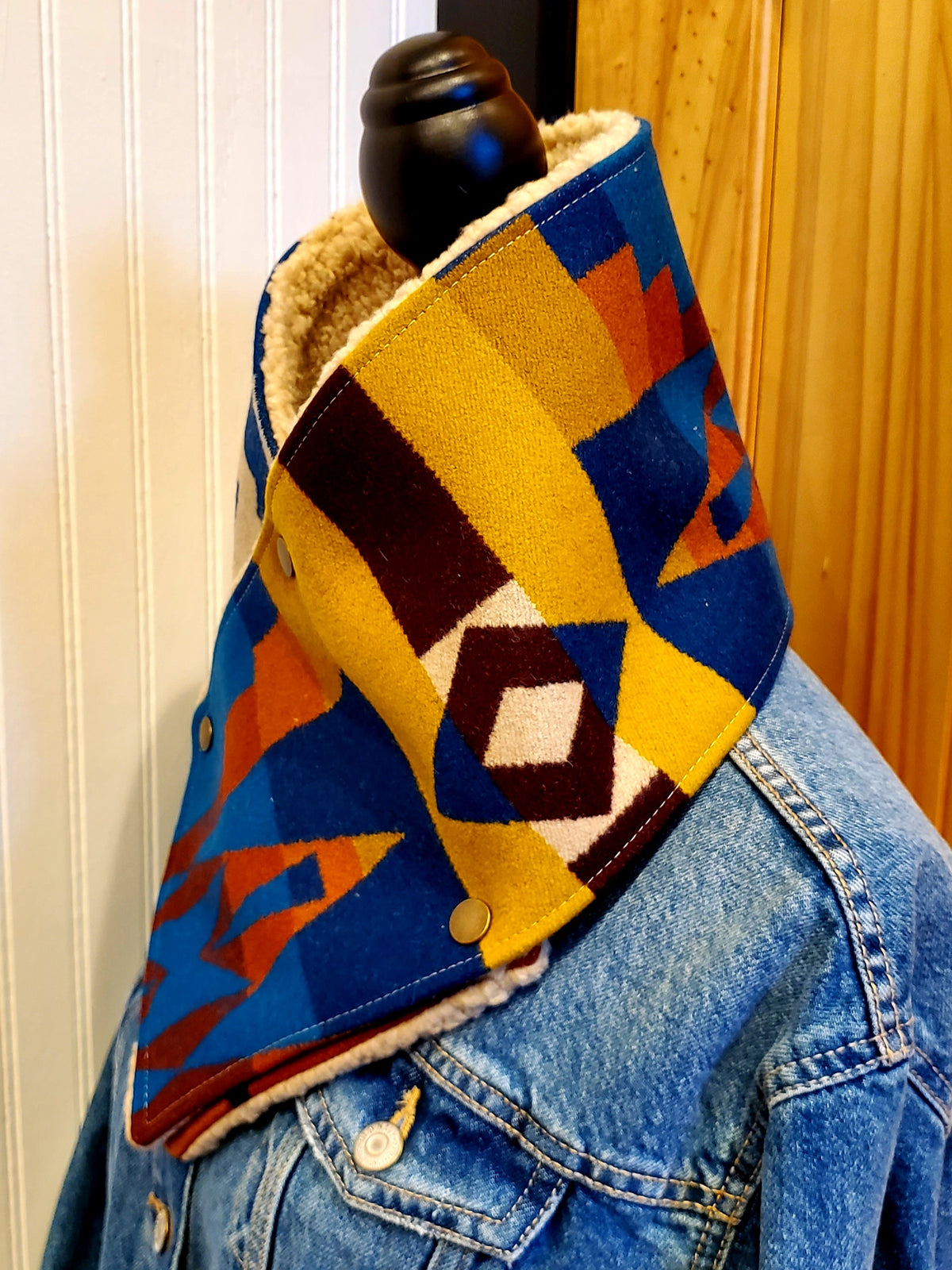 Wool/Sherpa Cowl Scarf - Siskiyou