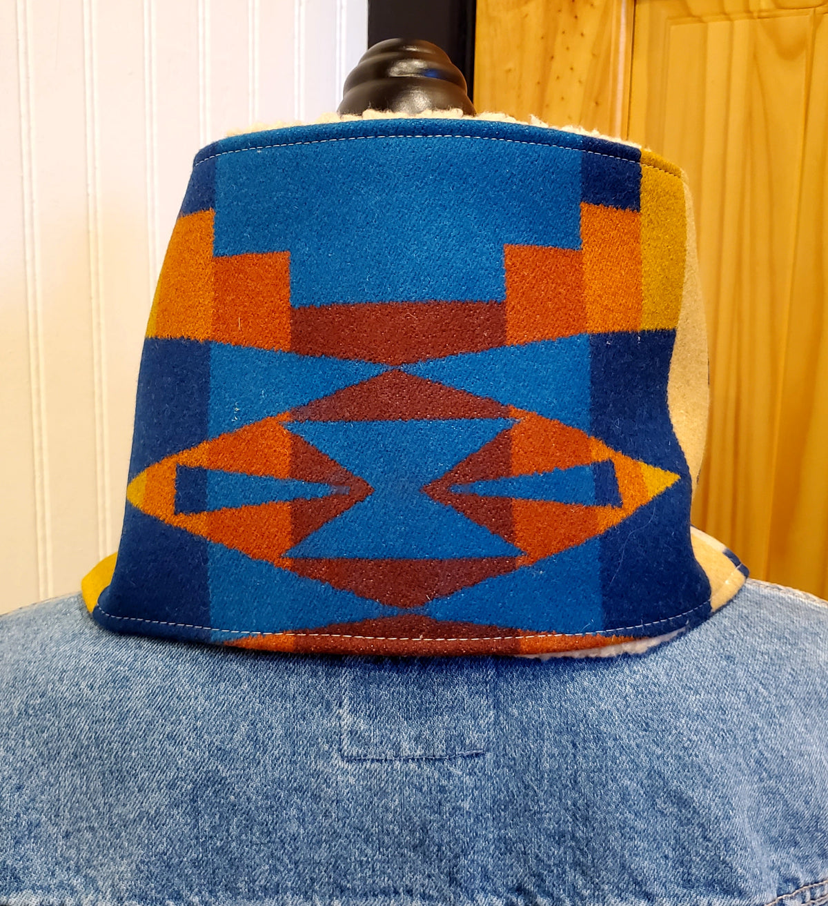 Wool/Sherpa Cowl Scarf - Siskiyou
