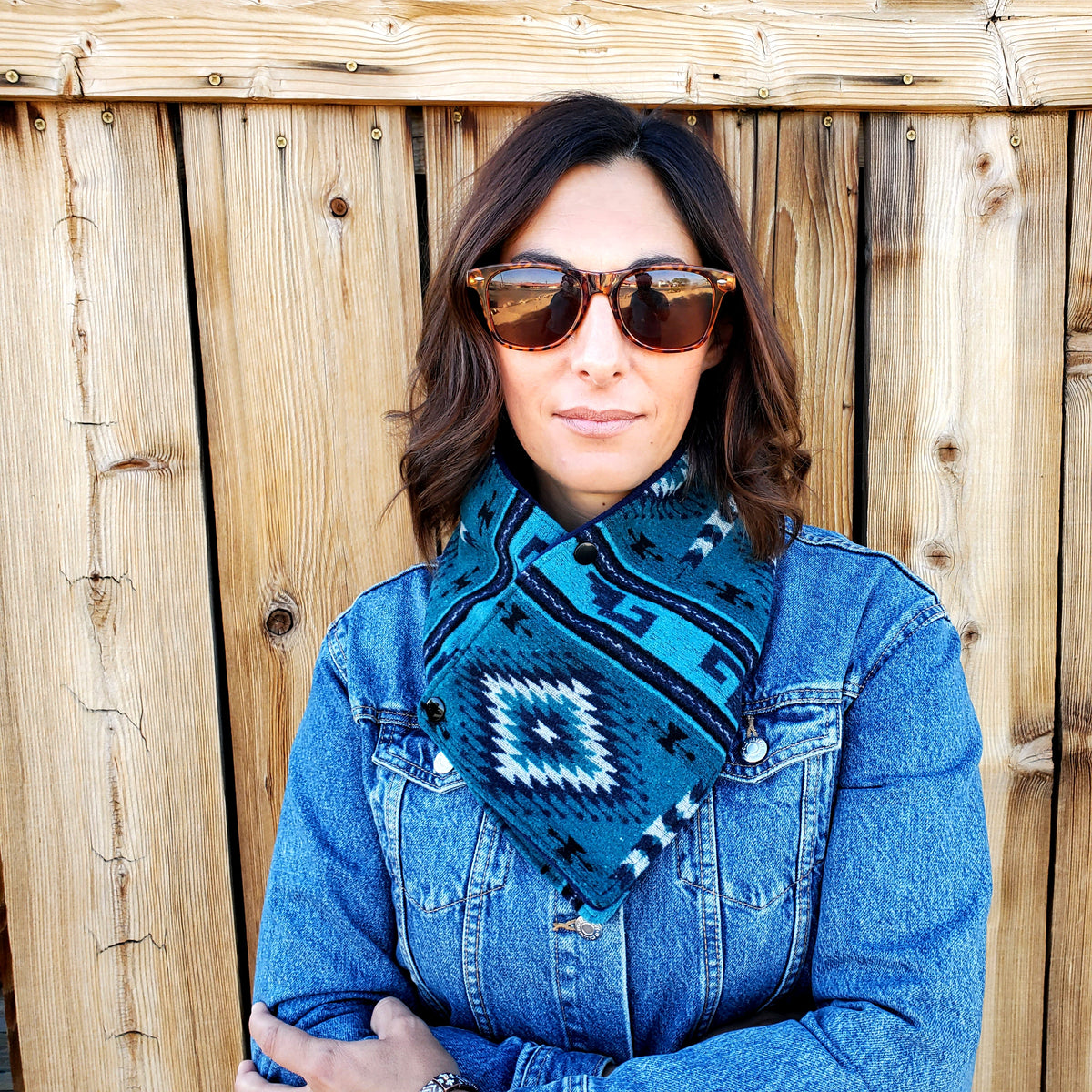 Women's Western Cowl - Black/Turquoise Aztec