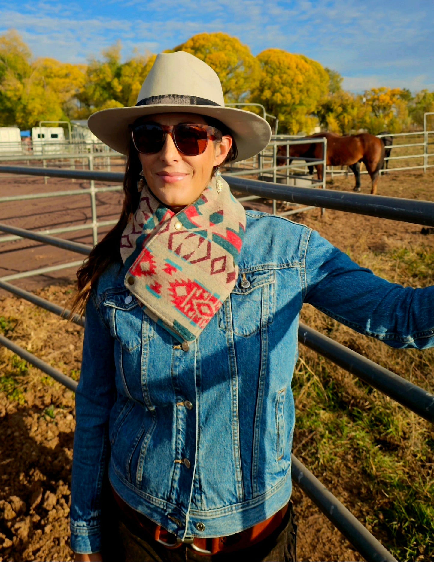 Women's Western Cowl - Pink/Beige Aztec