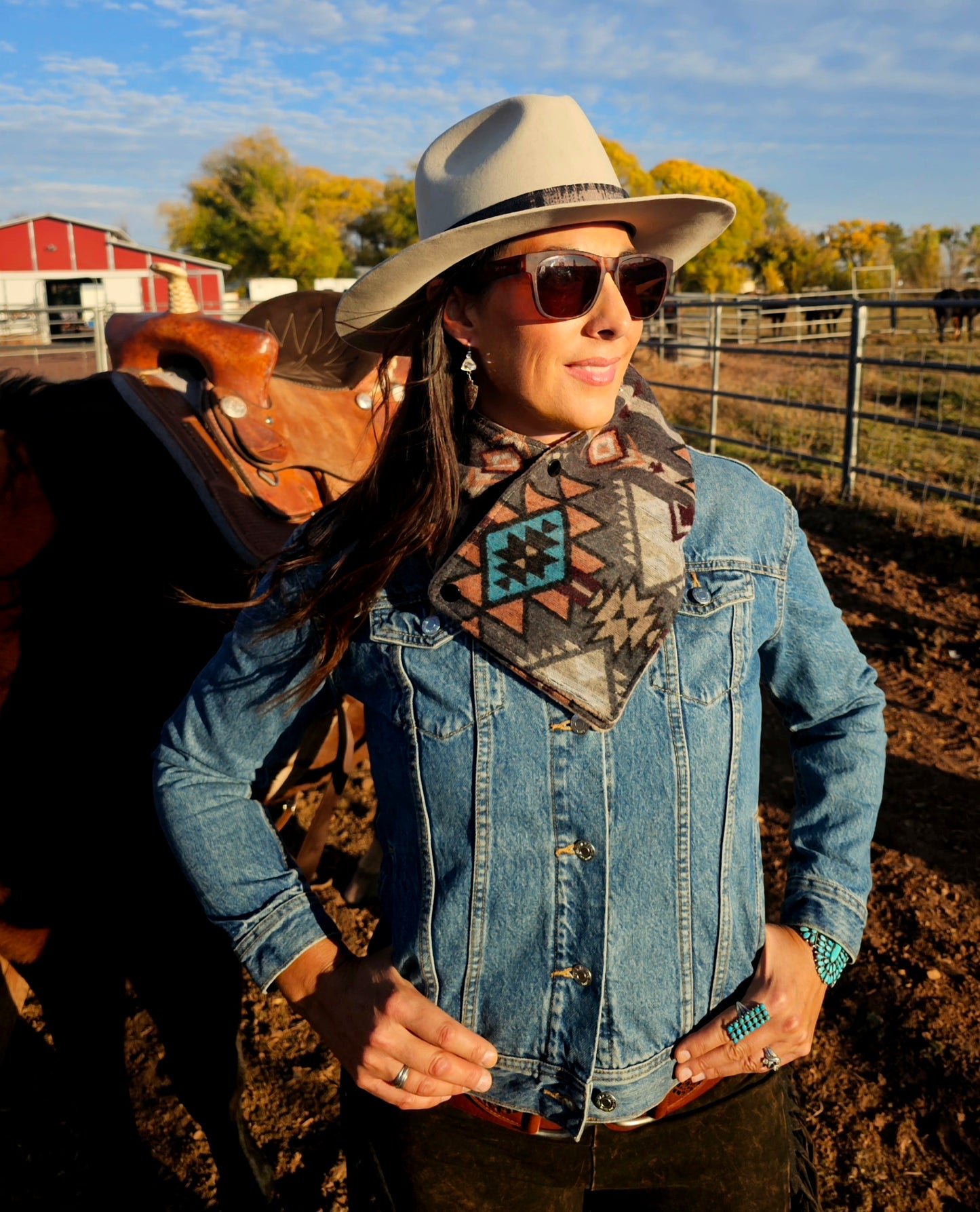 Women's Western Cowl - Grey/Turquoise Aztec
