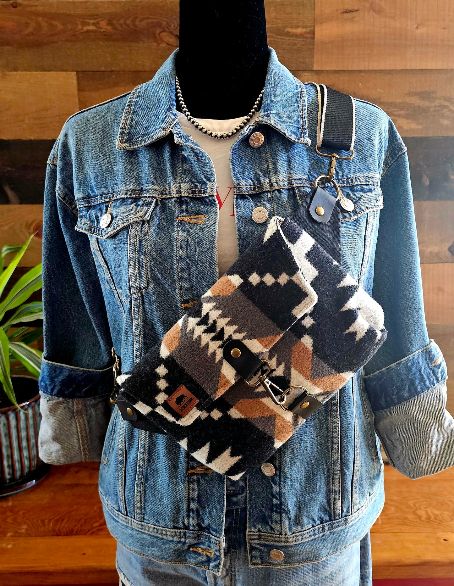 Western Crossbody Sling - Spider Rock