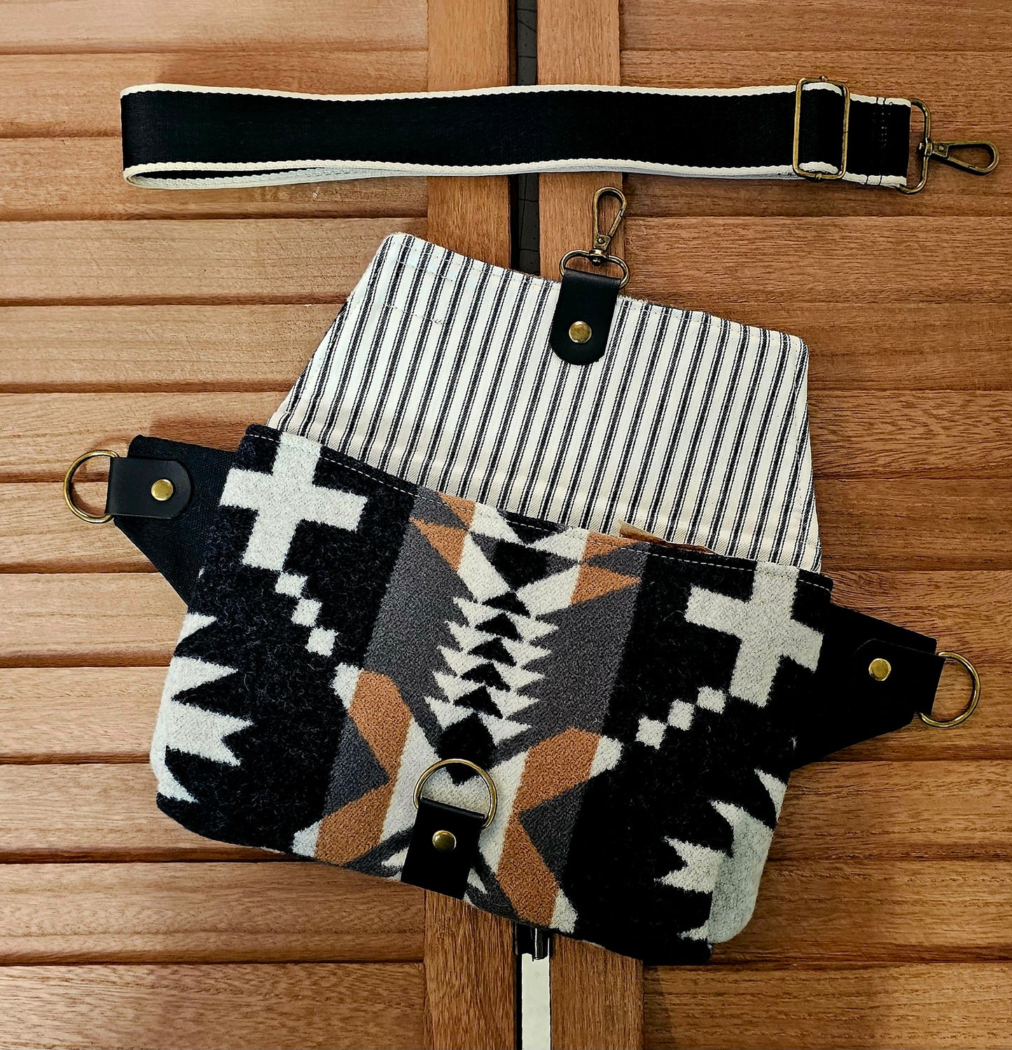 Western Crossbody Sling - Spider Rock