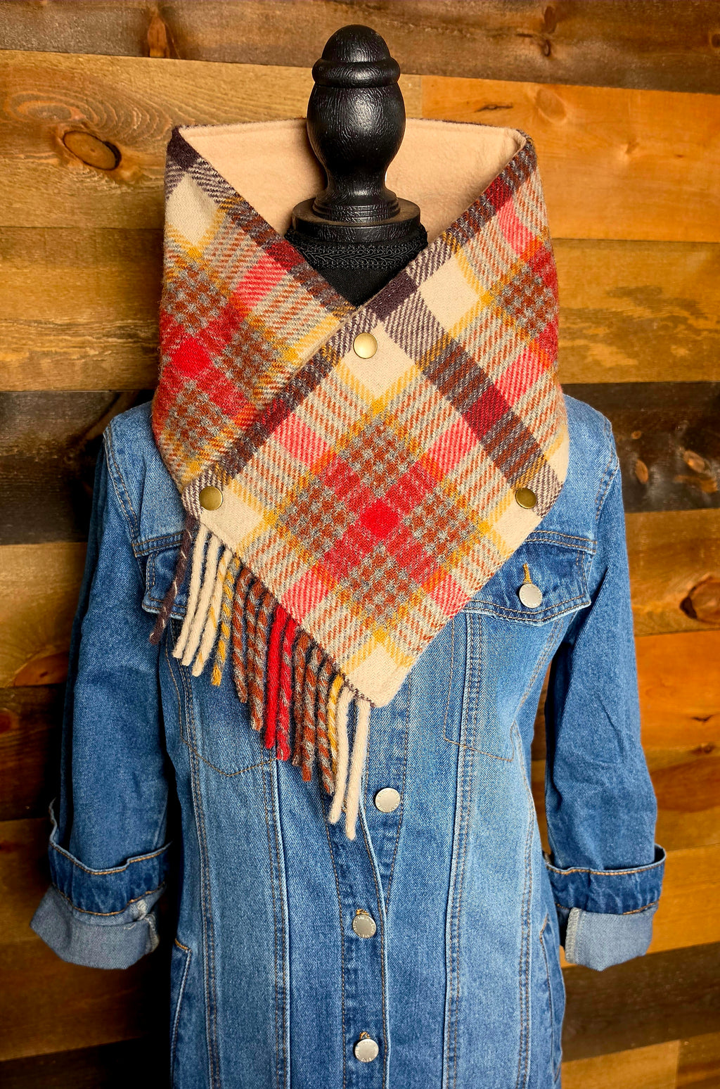Plaid Wool Cowl Scarf - Lassen Fringe