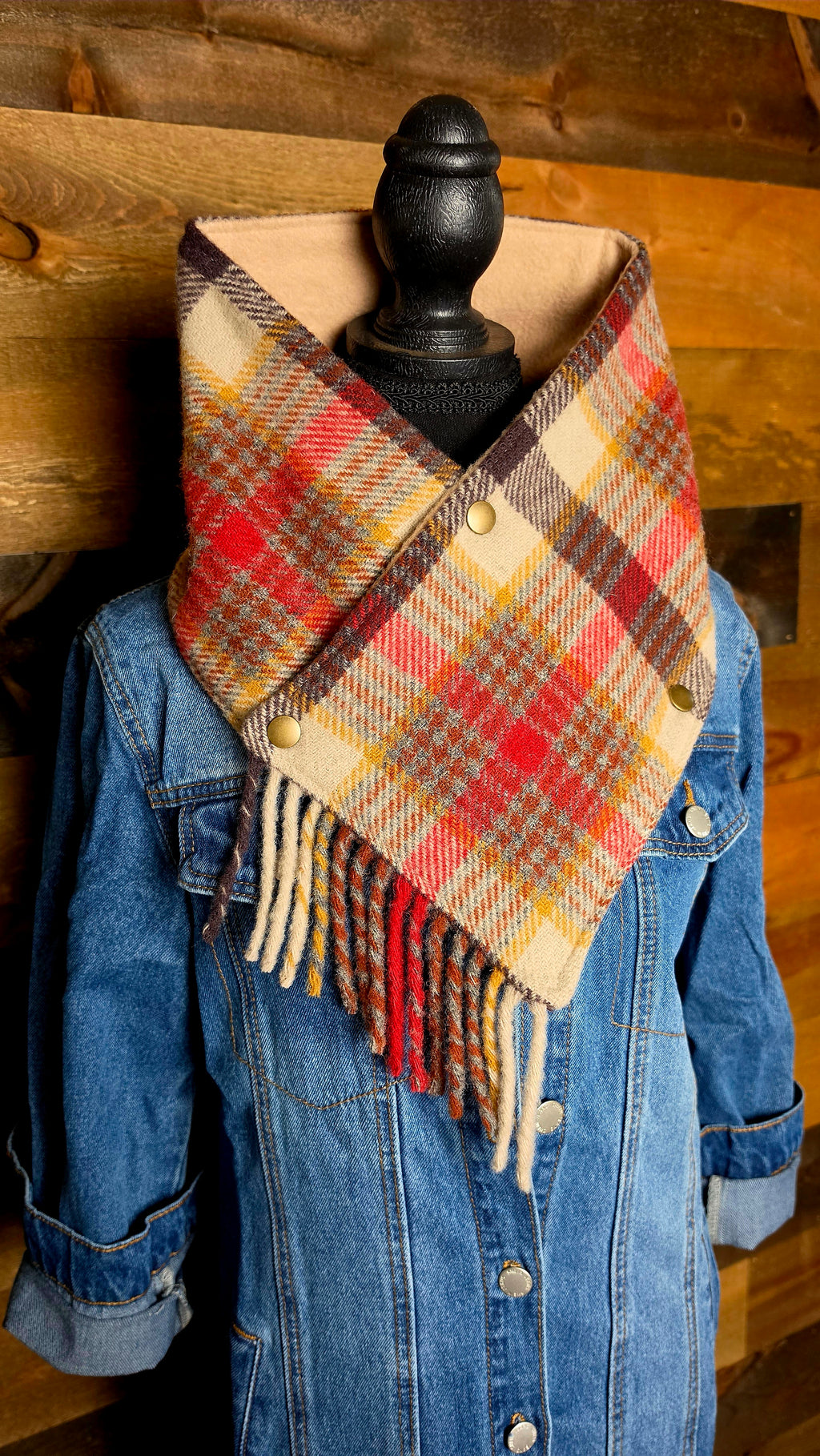 Plaid Wool Cowl Scarf - Lassen Fringe