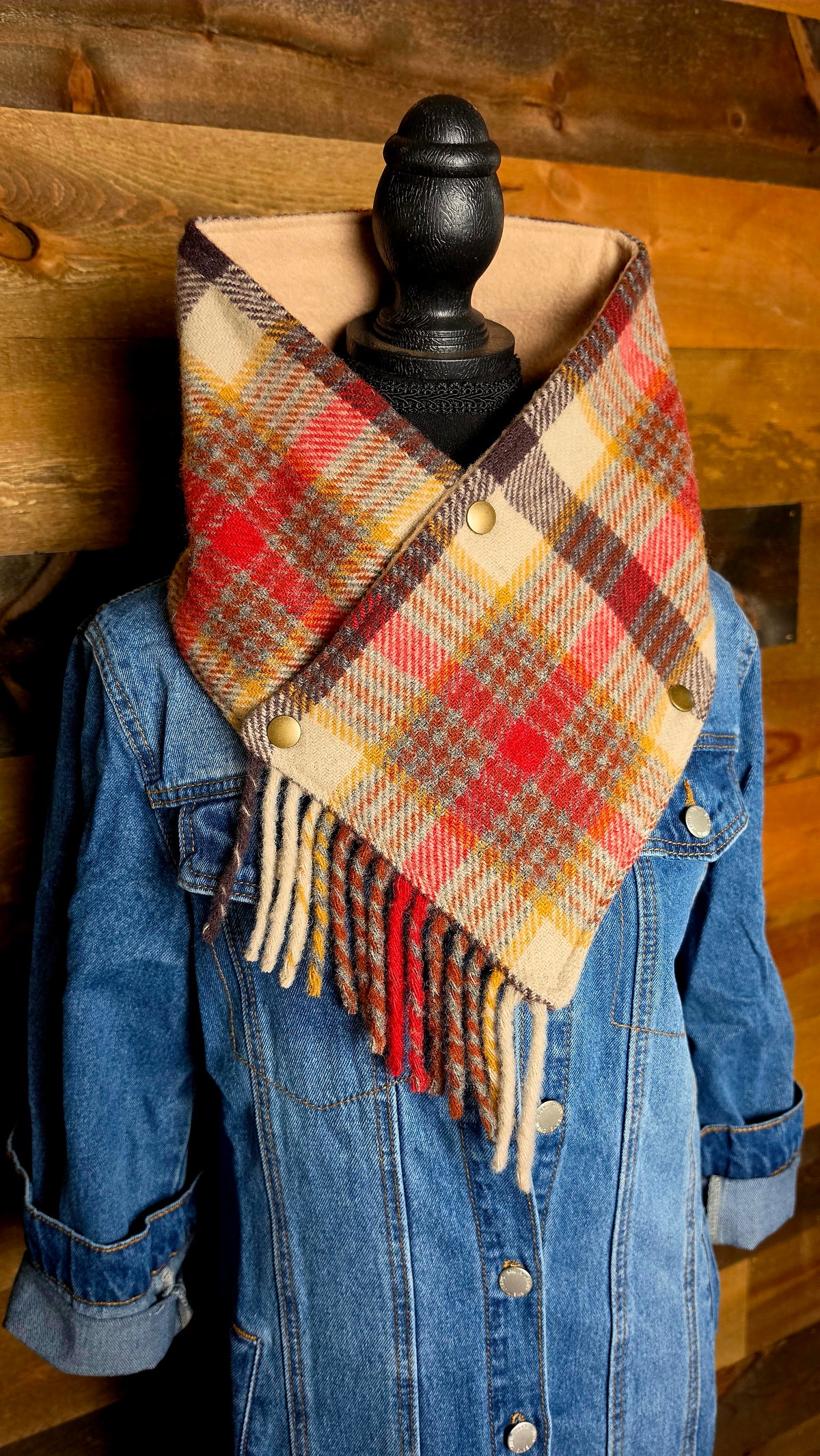Plaid Wool Cowl Scarf - Lassen Fringe