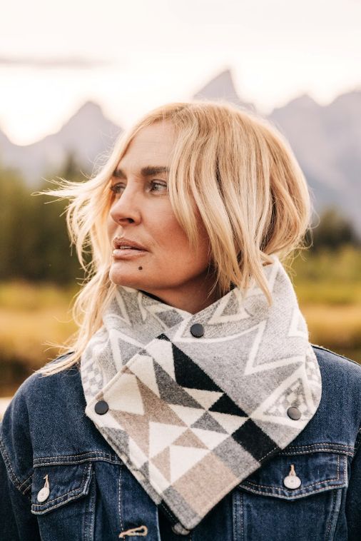 Wool Cowl Scarf - Diamond Ridge