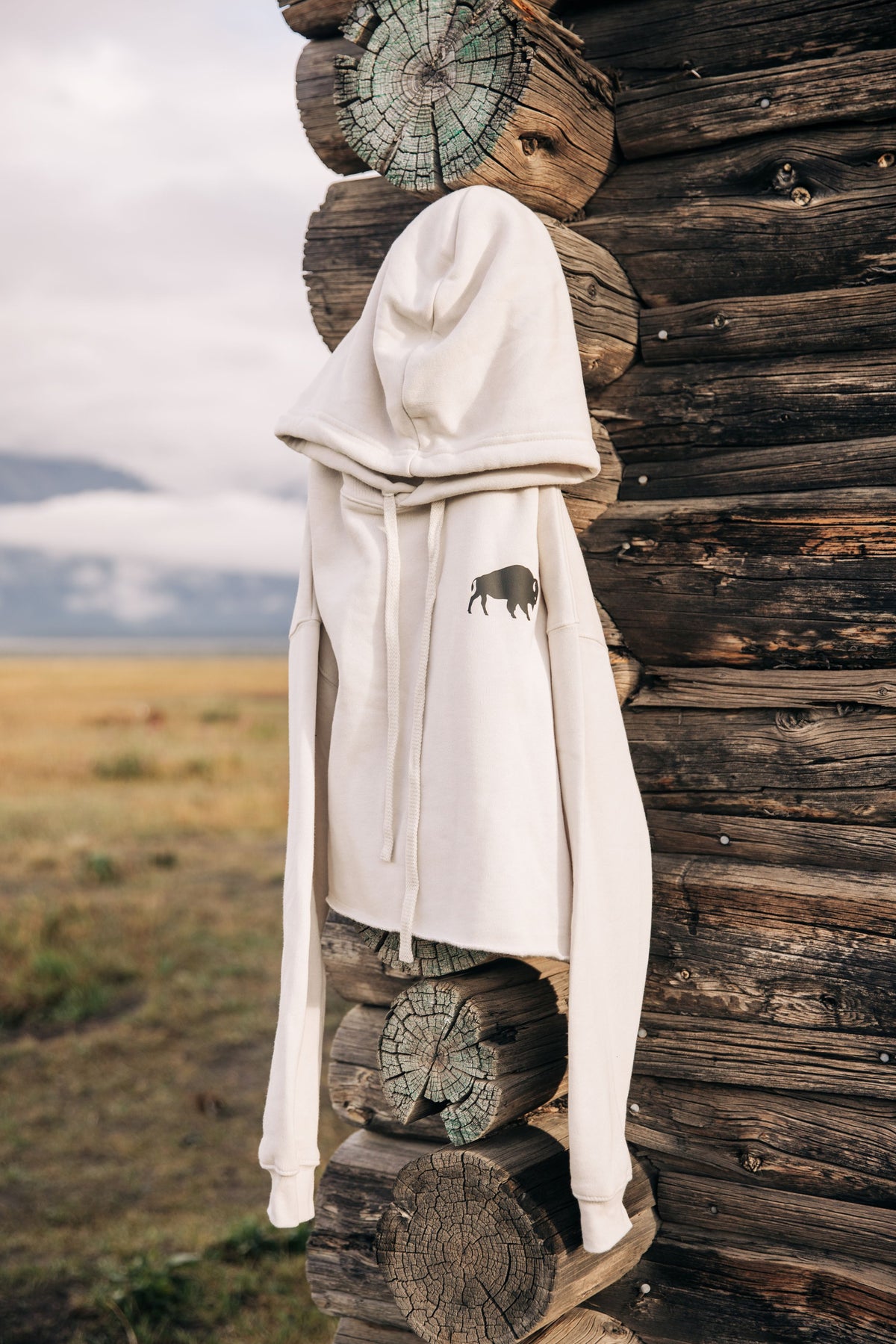 Buffalo Cropped Hoodie - Sand