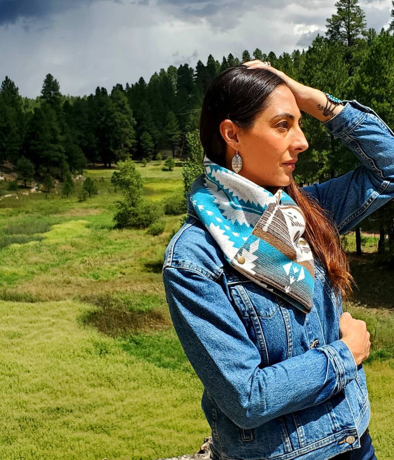 Women's Western Cowl - Turquoise/Tan