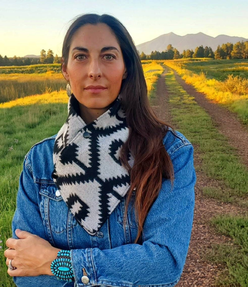 Women's Western Cowl - Black/White Aztec